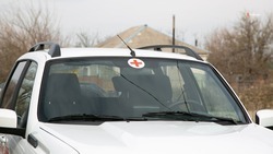 12 санитарных автомобилей получили медучреждения Петровского округа