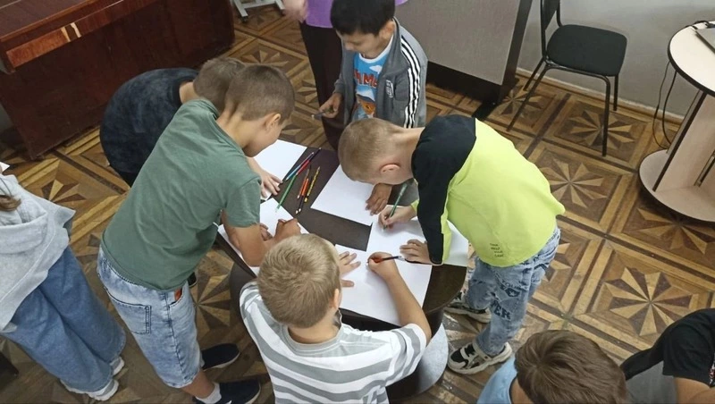 В Светлограде дети пришкольного лагеря поучаствовали в акции от ЗАГСа