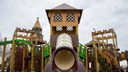 Новую детскую площадку открыли в посёлке Владимировка 