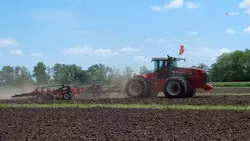 Более 1100 гектаров полей в Кочубеевском округе засеяли отечественной кукурузой 