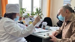 Более 45 тысяч ставропольцев обследовали выездные бригады медиков в 2022 году