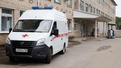 Выездные бригады медиков провели обследование жителей Петровского округа