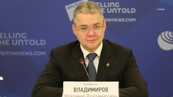 Губернатор Владимиров поздравил ставропольских выпускников