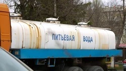 Пять водовозов продолжают работать в Петровском округе