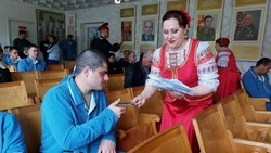 Народный ансамбль Петровского округа выступил в военном госпитале