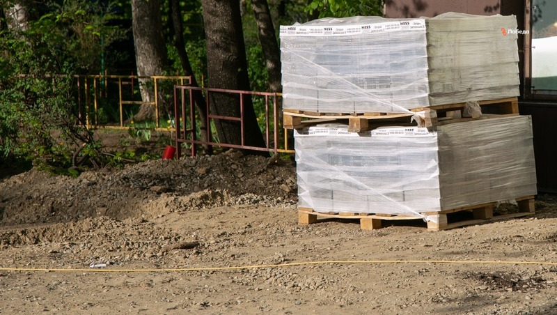 Благоустройство парка проходит в селе Благодатном