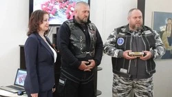 Байкеры привезли в Светлоград тубус с землёй Мамаева Кургана