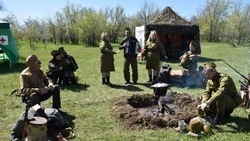Фестиваль «Фронтовой бивак» стартовал в Петровском округе