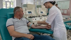 Даруя кровь — спасаешь жизнь