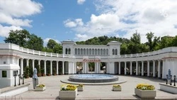 Сенатор Анатолий Артамонов поддержал концепцию создания культурного центра в Кисловодске