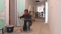 Строители завершают капремонт ФАПа в хуторе Базовом 